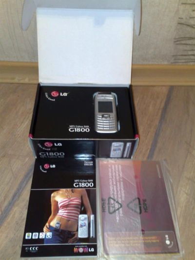 Лот: 3098627. Фото: 1. телефон LG G1800. Кнопочные мобильные телефоны