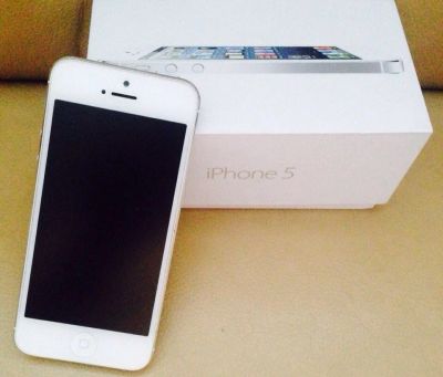 Лот: 5001034. Фото: 1. Apple iPhone 5 32GB белый. Смартфоны