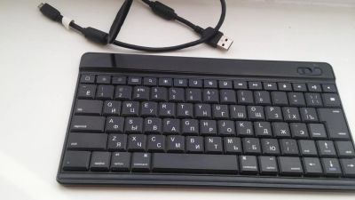 Лот: 8470195. Фото: 1. 10 " Bluetooth клавиатура. Клавиатуры и мыши