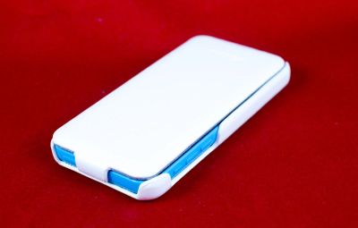 Лот: 4780152. Фото: 1. Чехол для iPhone 5, 5s, 5c, белый... Чехлы, бамперы