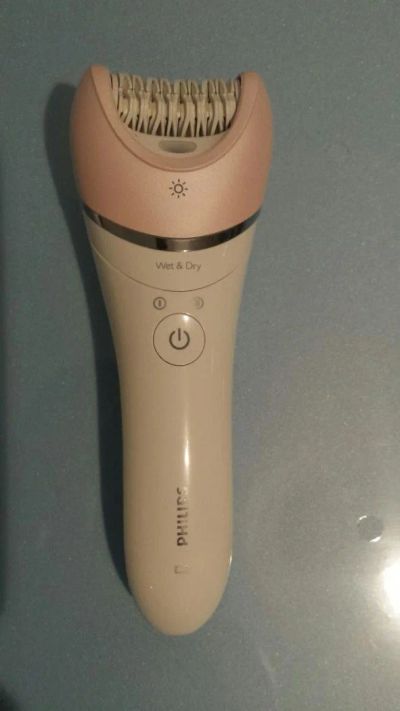 Лот: 10145687. Фото: 1. Эпилятор philips satinelle bre640. Укладка и стрижка волос, бритьё, эпиляция