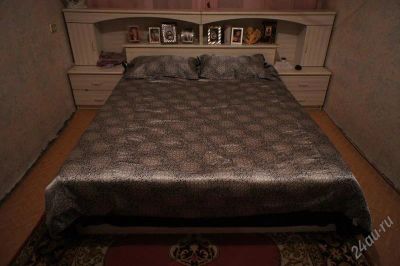 Лот: 892399. Фото: 1. Кровать с тумбочками. Кровати