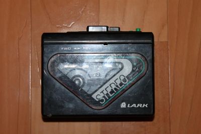 Лот: 3550377. Фото: 1. Аудиоплеер Lark stereo из 90-х. Плееры