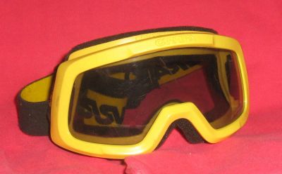 Лот: 7340361. Фото: 1. Детские горнолыжные очки Carrera. Другое (лыжи)