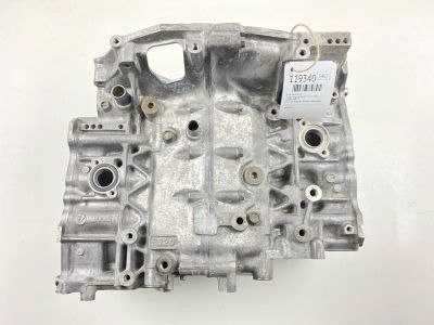 Лот: 25672961. Фото: 1. Блок цилиндров Subaru Legacy B4... Двигатель и элементы двигателя