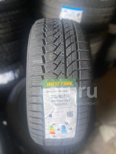 Лот: 23563920. Фото: 1. Зимняя резина 215/45 R-16 "Westlake... Шины