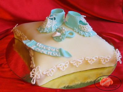 Лот: 7244116. Фото: 1. Детский домашний торт с пинетками. Торты, пирожные