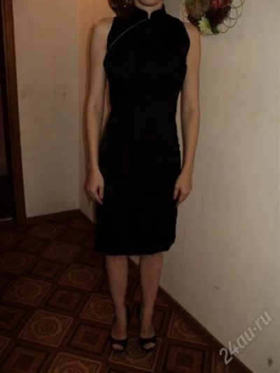 Лот: 2337599. Фото: 1. Красивое Платье 42 размер. Платья
