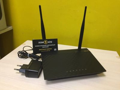 Лот: 10916472. Фото: 1. Wi-Fi роутер ASUS RT-N12. В комплекте... Маршрутизаторы (роутеры)