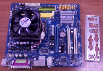 Лот: 3764429. Фото: 1. AMD Athlon 64 X2 5600+, SocketAM2... Материнские платы
