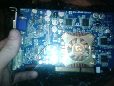 Лот: 10000990. Фото: 1. Radeon 9600 pro. Видеокарты
