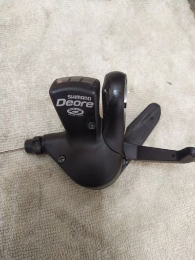 Лот: 18157645. Фото: 1. Манетка Shimano Deore 3 скорости. Запчасти
