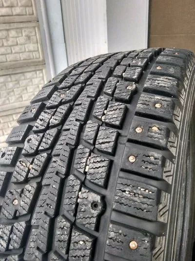 Лот: 12587544. Фото: 1. Dunlop Winter Ice 01 265/60/18... Шины
