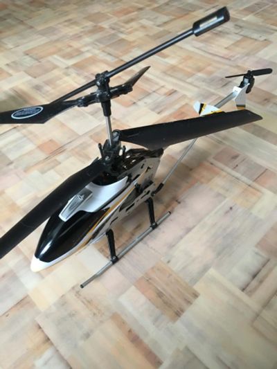 Лот: 11090012. Фото: 1. Р/у вертолёт Syma GYRO S301G с... Авиамоделизм