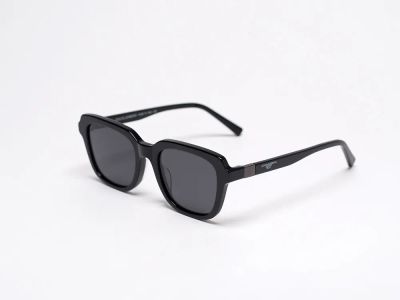 Лот: 24977404. Фото: 1. Очки Dolce &amp; Gabbana. Очки солнцезащитные