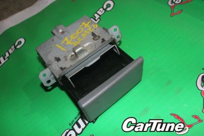 Лот: 10538790. Фото: 1. пепельница toyota ipsum ACM26... Другое (автозапчасти)