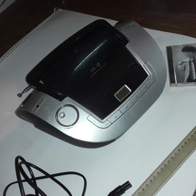 Лот: 25703299. Фото: 1. philips az1137\12 FM радио приёмник... Музыкальные центры, магнитолы