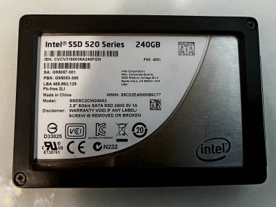 Лот: 18446340. Фото: 1. SSD Intel 520 на 240 Gb. SSD-накопители