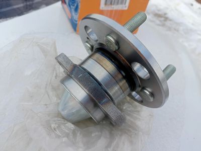 Лот: 21245489. Фото: 1. Ступичный Узел Задн. Hyundai Accent... Ходовая, подвеска, рулевое управление