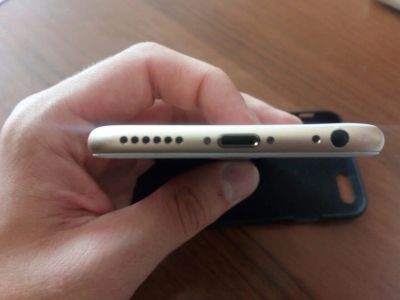 Лот: 10058341. Фото: 1. iPhone 6 GOLD 16 gb б/у по последней... Смартфоны