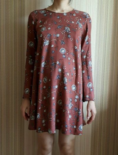 Лот: 10385651. Фото: 1. Платье Bershka 42 размер. Юбки