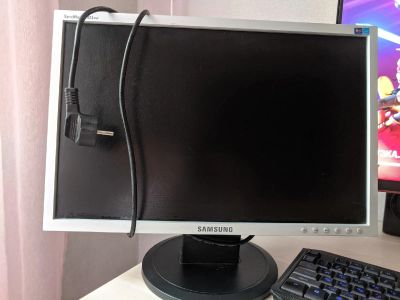 Лот: 16151495. Фото: 1. Монитор Samsung SyncMaster 923NW. ЖК-мониторы