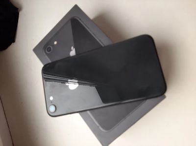 Лот: 14589802. Фото: 1. iPhone 8. Смартфоны