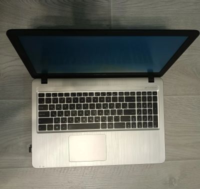 Лот: 25646251. Фото: 1. Asus x540ya-dm801d. Ноутбуки