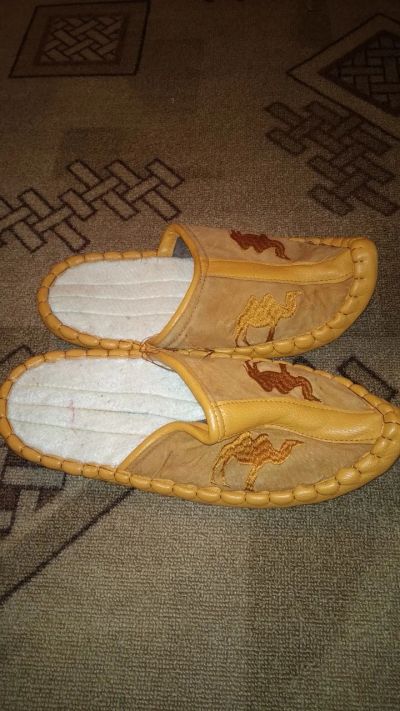 Лот: 14396904. Фото: 1. Монгольские тапочки. Домашняя обувь