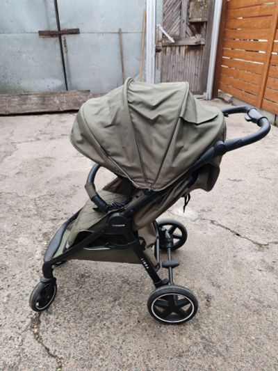 Лот: 25386762. Фото: 1. Прогулочная коляска luxmom libra... Коляски