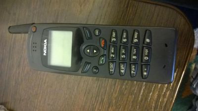 Лот: 3579581. Фото: 1. Nokia 550 - легенда конца 90х... Кнопочные мобильные телефоны