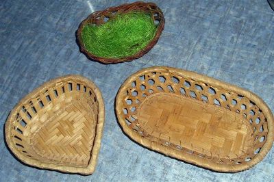 Лот: 1258202. Фото: 1. Три плетеные корзинки. Другое (предметы интерьера)