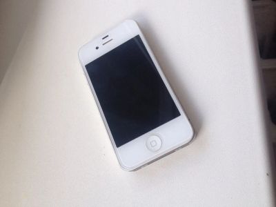 Лот: 7125059. Фото: 1. Продам IPhone 4 8g. Смартфоны