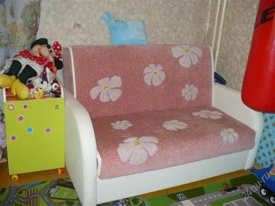 Лот: 960588. Фото: 1. супер розовый диванчик! очень... Кресла, пуфы