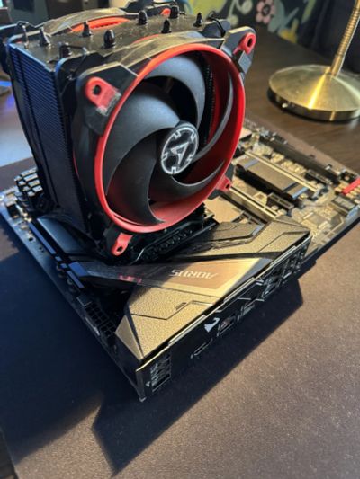 Лот: 24690632. Фото: 1. Процессор Intel Core i7-9700K... Материнские платы