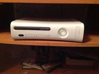 Лот: 3492785. Фото: 1. Xbox 360, 60Gb, FreeBoot, 2 Джойстика... Игровые приставки, консоли