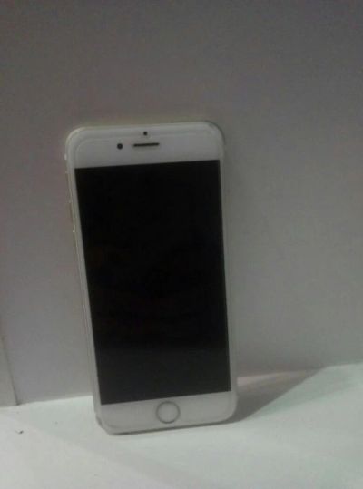 Лот: 8749347. Фото: 1. iPhone 6. Смартфоны