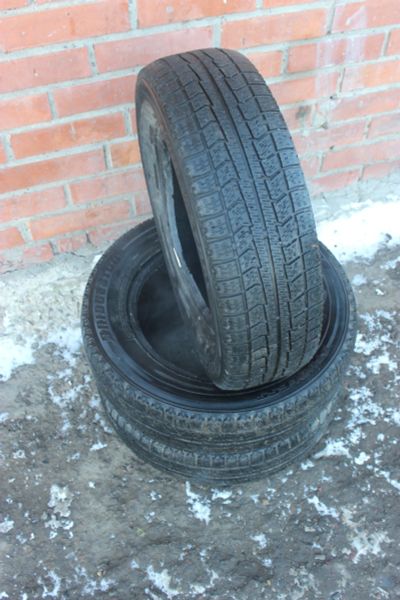 Лот: 24790789. Фото: 1. Шины зимние Bridgestone 175 70... Шины