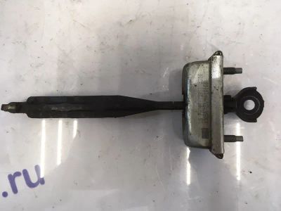 Лот: 21710674. Фото: 1. ограничитель двери Chevrolet Cruze... Кузов