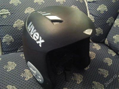 Лот: 2513143. Фото: 1. Горнолыжный шлем Uvex. Другое (лыжи)