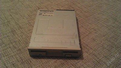 Лот: 1595263. Фото: 1. FDD Floppy-disk. Приводы CD, DVD, BR, FDD