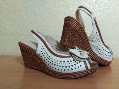 Лот: 13434411. Фото: 1. Босоножки. Босоножки