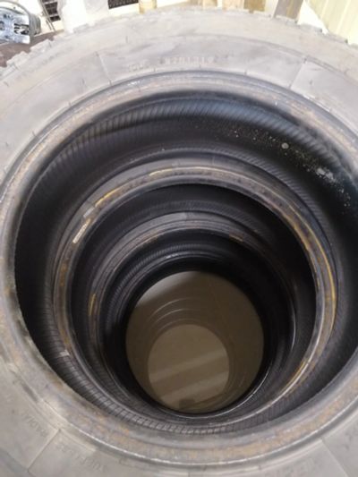 Лот: 19099049. Фото: 1. Bridgestone ice cruzer. Шины
