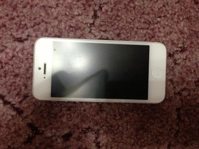 Лот: 3263974. Фото: 1. iPhone 5 White 32Gb. Смартфоны