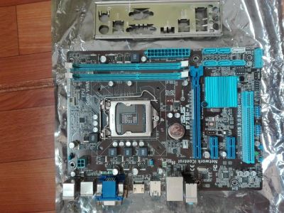 Лот: 10072895. Фото: 1. материнская плата asus b75m-a. Материнские платы