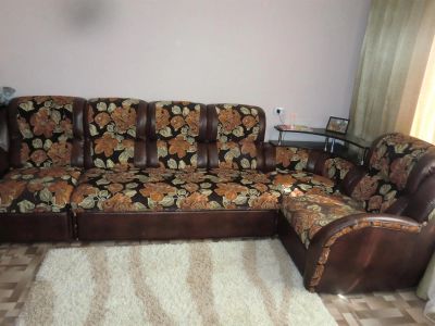 Лот: 3060539. Фото: 1. Продам угловой диван с креслом... Кресла, пуфы