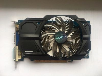 Лот: 10403932. Фото: 1. Gigabyte PCI-E AMD R7 250 2048Mb... Видеокарты
