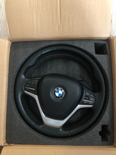Лот: 21730406. Фото: 1. Руль спортивный BMW. Салон