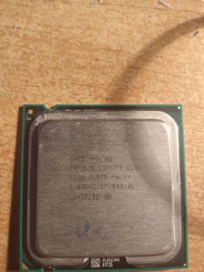 Лот: 12648148. Фото: 1. 2-х ядерный процессор Intel® Core... Процессоры