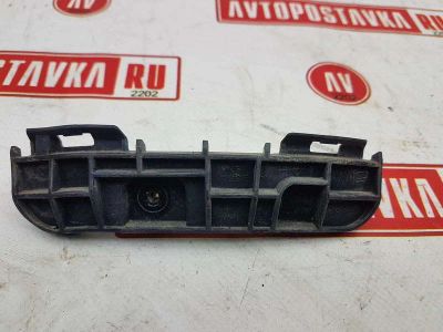 Лот: 20900905. Фото: 1. Клипса бампера Toyota Wish ZGE20G... Кузов